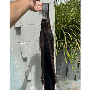 Sacoche de tir à l'arc en cuir de qualité supérieure, durable, faite à la main, support dorsal réglable, sangle confortable pour la chasse en extérieur - Product Image 3