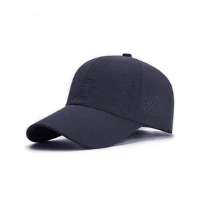 Black Snapback <b>Cap</b> With Red X Embroidery Front Panel 6-Panel Adjustable Unisex Street Style Casual Hat - Product Image 2