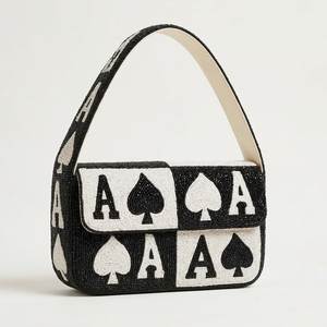 Sac à bandoulière élégant pour femme, fait main, brodé de perles de verre, imprimé en typographie, idéal pour les soirées et occasions spéciales - Product Image 5