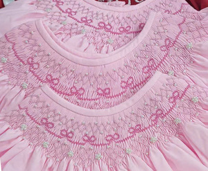 Collection Bébé et Tout-Petit Rose Nœud Papillon Style Doux, Respirante, Écologique, Smocked, Polyester/Coton - Product Image 2