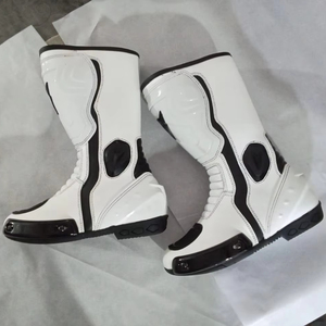 Botas de Motociclista de Cuero Blanco Personalizadas con Protección Blanca en el Tobillo y la Planta del Pie, Botas de Motociclismo para Hombre, Zapatos de Carreras - Product Image 1