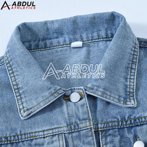 Veste en jean tendance pour homme avec doublure chaude, look streetwear urbain, idéale pour un style hivernal au quotidien - Product Image 6