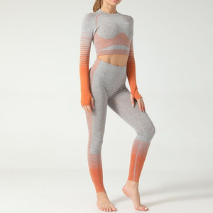 Ensemble de yoga pour femmes, haute performance, extensible, sans couture, sur mesure, qualité supérieure, prix de gros RTS AS-YS-33 - Product Image 4
