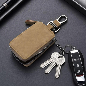 Porte-clés en cuir véritable avec un profil compact et un style élégant et professionnel, en cuir pleine fleur - Product Image 6