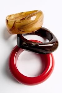 New Arrival Hot Exaggerated Resin <b>Bangles</b> Irregular Geometric Acrylic <b>Bangle</b> <b>Bracelets</b> for Women Party - Product Image 5