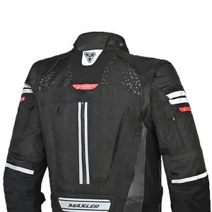 เสื้อแจ็คเก็ตสำหรับนักขี่มอเตอร์ไซค์เน้นการเดินทาง ผลิตจากวัสดุสิ่งทอที่ออกแบบมาเพื่อความสบายในการขับขี่ ผู้ผลิต OEM รับผลิตสินค้าภายใต้แบรนด์ของลูกค้า - Product Image 4