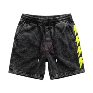 Pantalones Cortos Negros de Algodón Pesado con Estampado Zig Zag Amarillo para Hombre, Estilo Urbano, Ajuste Relajado, Casual de Verano, Venta al por Mayor - Product Image 1