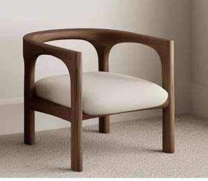 Chaise en teck au design simple et élégant - Product Image 1