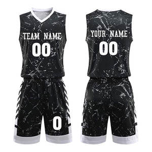 Uniforme de Baloncesto con Diseño Personalizado, Impresión Personalizada, 100% Poliéster, Hecho en Pakistán, Secado Rápido, Cuello en V sin Mangas, con Colores y Logotipo Personalizados - Product Image 1