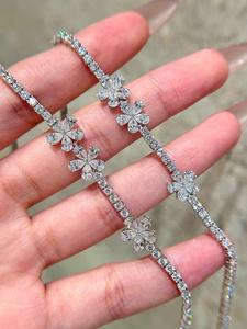 Bracelet tennis fleur diamant plaqué or 18 carats taille brillant serti griffe unisexe hip-hop certifié IGI bijoux chaîne maillons mariage - Product Image 2
