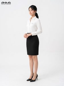 Chemise blanche de luxe pour femme, uniforme universitaire haut de gamme, formelle, avec logo brodé - Product Image 3