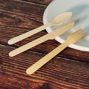 Fourchettes en bois de bouleau biodégradables de qualité export 155 mm – Fourchettes naturelles pour service alimentaire, idéales pour les fêtes et les repas en extérieur, pour hôtels et traiteurs - Product Image 1