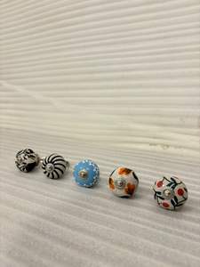 Tiradores de Cerámica Pintados a Mano, Pomos Decorativos para Gabinetes, Manijas Artísticas Únicas para Muebles, Pomos de Cerámica Premium - Product Image 3