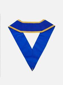 Delantal Masónico de Piel de Cordero de Lujo Hecho a Mano y Personalizable con Borde de Hilo Dorado y Diseño Tradicional de Solapa Cuadrada - Product Image 6