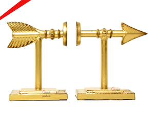 Sujetalibros de metal con diseño de flecha único, acabado dorado, hechos a mano, atractivos sujetalibros para mesa, sala de estar, decoración para libros. - Product Image 1