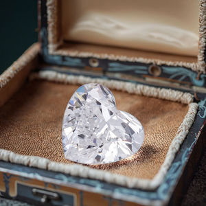 Diamants en vrac blancs cultivés en laboratoire CVD, certifiés IGI et GIA, 1,6 ct, clarté VVS, en forme de cœur, pour la joaillerie - Vente en gros - Product Image 3