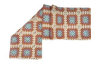 Tela de encaje cuadrada con patrón geométrico de ganchillo, ligera, transpirable y tejida, ideal para prendas de moda para mujeres y niñas. - Product Image 5