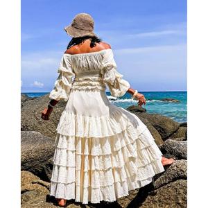 Ensemble coordonné bohème blanc pour femmes, haut court à épaules dénudées, jupe longue superposée, tenue de plage d'été, ensemble deux pièces - Product Image 4