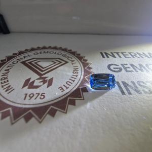 Diamante cultivado en laboratorio con corte mixto tipo cojín, azul intenso de 1 quilate, certificado por IGI, VS1, piedra suelta para joyería personalizada. - Product Image 3