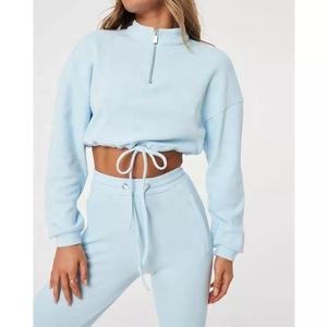 Nouvel arrivage : Sweat-shirt court zippé en molleton de coton tricoté délavé à l'acide pour femme, avec logo personnalisé, idéal pour le yoga et le sport. - Product Image 6