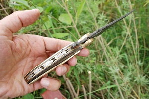 Couteau pliant en acier Damas massif, vente en gros, couteau de poche d'extérieur avec étui en cuir - Product Image 5