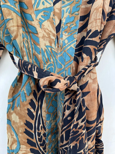 Bata de seda vintage marrón Kimono hecho a mano con cinturón Kimono de seda para mujer - Product Image 6