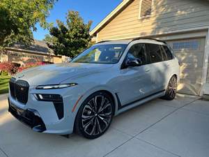 Producto TOP USADO en Perfectas Condiciones, BMW X7 M60i 2024 con Motor V8 Twin-Turbo de 523 hp, Tracción en las Cuatro Ruedas, LISTO PARA USAR - Product Image 3