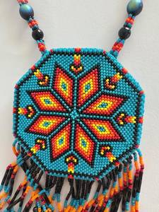 Collar con Medallón de Roseta con Cuentas, Elegante y Hermoso, con Borla de Ónix, para Bodas, Fiestas, Aniversarios, Cumpleaños - Product Image 3