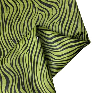 Cuero de vaca genuino de primera capa con estampado de piel de caballo verde y cebra para zapatos y equipaje - Lámina completa - Product Image 2