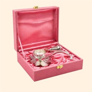 Caja de Regalo Decorativa Personalizada con Terciopelo y Juego de Adornos Metálicos para Culto, Artículos Festivos de Regalo para Eventos de Boda - Product Image 1