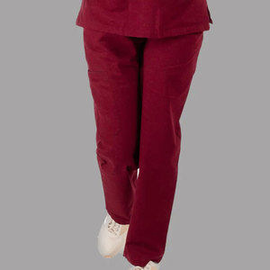 Ensemble de blouses médicales unisexes bordeaux à col en V et manches courtes, pantalon d'uniforme, tenue d'hôpital en tissu rayonne tissé, logo personnalisé - Product Image 3