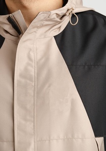 Top Selling <b>Men</b> Streetwear Windbreaker <b>Jacket</b> Breathable Front Zipper Closure Waterproof Hooded Windbreaker <b>Jacket</b> - Product Image 6