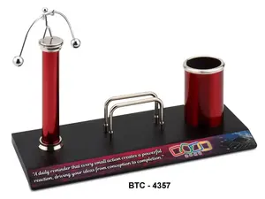 Organizador de Escritorio Metálico Premium con Portalápices, Soporte Decorativo para Tarjetas, Regalo Corporativo, Exhibición de Oficina - Product Image 3