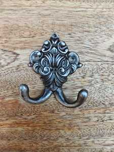 Victorian Style Decorative Wall Hooks Retro Ornate Metal Towel Hanger Heavy Duty Dual Wall Mounted Hooks for Coats <b>Hats</b> <b>Bags</b> - Product Image 6