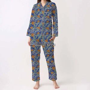 Conjunto de Pijamas de Algodón 100% para Mujer, Ropa de Dormir Suave para el Hogar, Conjunto de Pijamas de Primavera/Verano con Estampado Floral/Personajes/Letras/Estampado/Vacaciones/Árbol PJ099 - Product Image 1