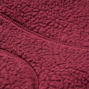 Veste d'hiver en laine sherpa à manches longues, couleur bordeaux, col montant demi-zip, logo frontal avec poche latérale zippée - Product Image 5