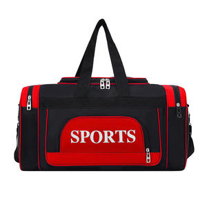 Bolsa Deportiva de Viaje Weekender T60 con Separación para Ropa Seca y Mojada, para Yoga, Fitness y Entrenamiento, con Compartimento para Zapatos y Logotipo Personalizado - Product Image 3