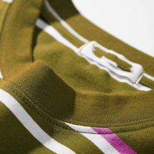 เสื้อยืดแขนสั้นคอโอเวอร์ไซส์ทรงปกติ สีฟ้าอ่อน น้ำหนัก 180 กรัม สำหรับผู้ชาย แบบเฮนลีย์  ไม่มีลายด้านหน้า ผ้าถัก สีพื้น สวมใส่สบาย - Product Image 6