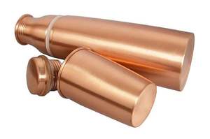 Botella de Cobre para Hidratación, Bebidas Saludables para Comunidades de Yoga, Marcas de Vida Saludable y Tiendas de Estilo de Vida - Product Image 4