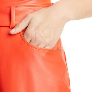 Pantalones de cuero de moda para mujer, de cintura alta, ajustados y elásticos, para un estilo diario seguro y ocasiones especiales. - Product Image 5