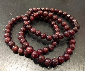 Pulsera de Granate Natural Elástica y Ajustable, con Cuentas de Piedra, para Mujeres y Hombres, Estilo Feng Shui, Cristales - Product Image 3