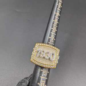Anillo Personalizado con Número, Anillo con Diamantes Moissanite VVS, Anillo Bañado en Rodio, Estilo Hip Hop - Product Image 2