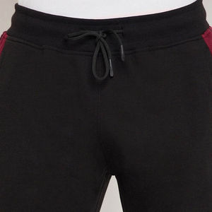 Survêtement homme slim fit de haute qualité, imprimé sur mesure, vêtements de sport d'extérieur, prix de gros du Pakistan pour la vente en ligne - Product Image 3