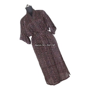 Robe kimono bohème vintage en soie KL012 à manches courtes, robe de demoiselle d'honneur pour l'automne et l'hiver - Product Image 5