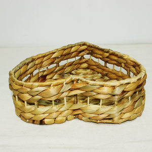 Panier de rangement en jacinthe d'eau naturelle tressé à la main, écologique, moderne, en forme de cœur, décoratif pour bureau, ouvert, vente en gros - Product Image 4