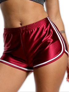 Shorts de Satén de Cintura Alta para Mujer, Color Rojo Sólido con Ribete Blanco, Transpirables, de Secado Rápido, Estilo Deportivo, Cintura Elástica, Corte Regular - Product Image 4