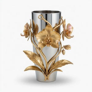 Vase Centre de Table en Aluminium Coulé Doré, Plaqué Nickel-Argent, Décoration de Table - Product Image 1