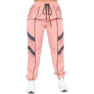 Conjunto Deportivo de Verano para Mujer, con Logotipo Personalizado, Estilo Casual, Sublimado, Chaqueta Cortavientos, 2026 - Product Image 4