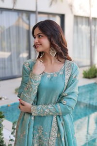 Nouvel ensemble haut en soie, pantalon palazzo et dupatta de créateur pour Diwali et les mariages – Infroissable et réversible - Product Image 6