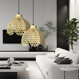 Luminaire suspendu en bambou à tissage ouvert pour la décoration du plafond de la maison, éclairage intérieur naturel - Product Image 1